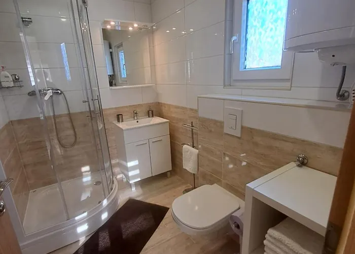 Apartma Anci דירה *